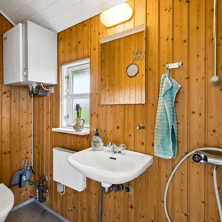 Semesterbostad Ofrath - 5m From The Sea By Interhome